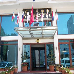 Grand Ani Hotel